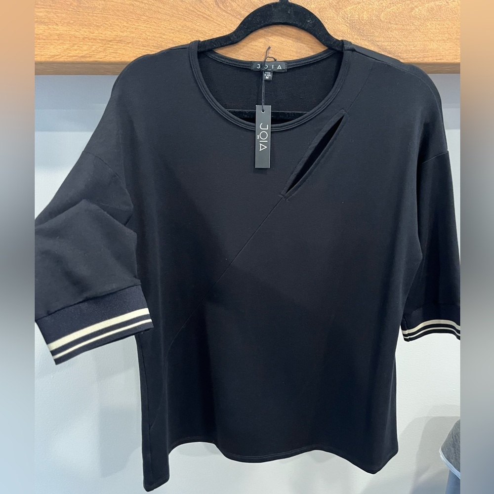 Joia Design Split Neck Top